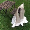 serviette de plage fine et light en lin blanc et grège grand modèle