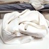 Drap blanc ancien en métis de lin 218 x 305 cm jour échelle déplié