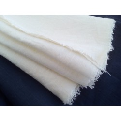 Chute de tissu en pur chanvre off white
