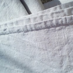 Drap plat ancien épais en chanvre blanc