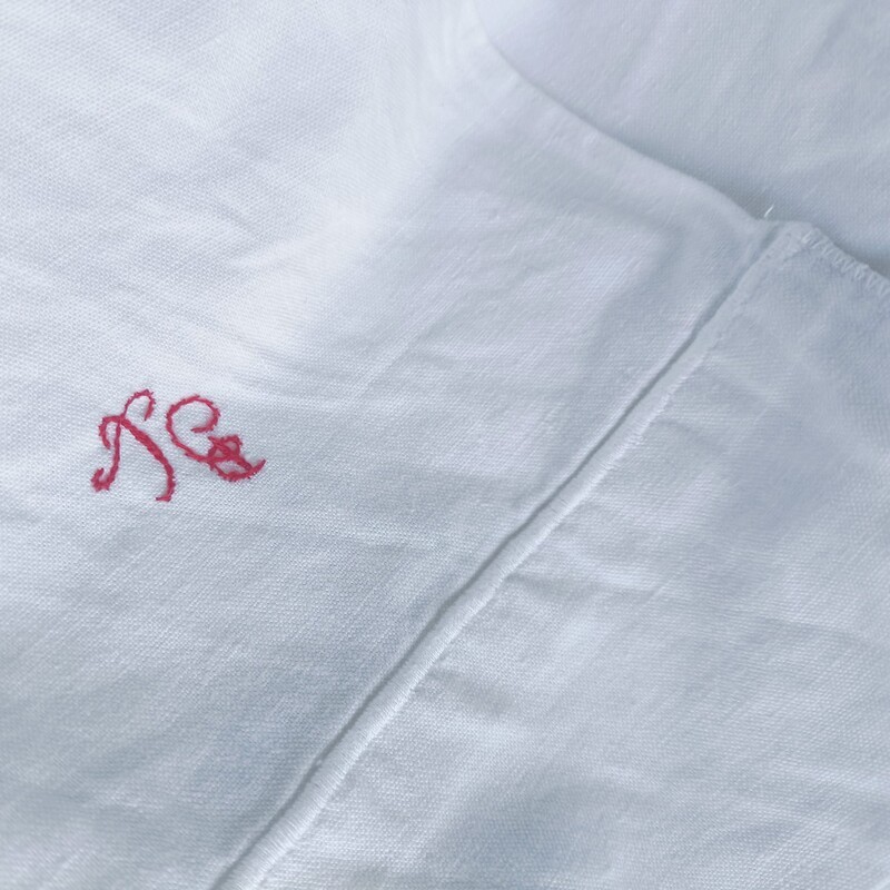 Drap blanc ancien en métis de lin 200 x 276 cm