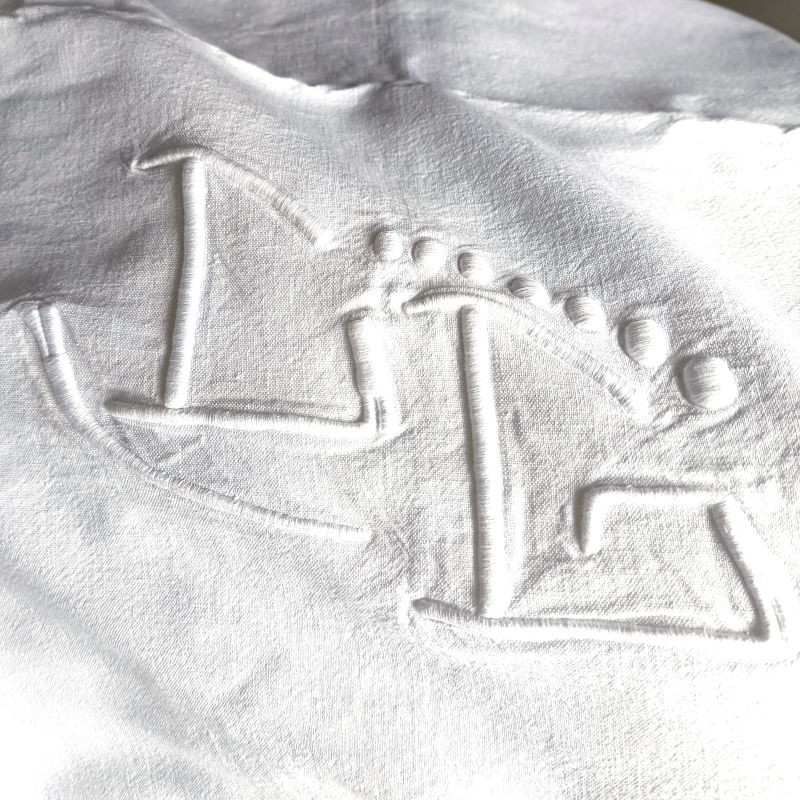 Drap blanc en métis 202 x 300 cm Brodé L et G