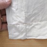 Drap blanc en lin avec jour échelle partout