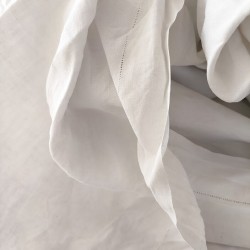 Drap blanc en lin blanc ancien