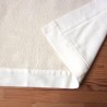Tapis de bains en bouclettes de lin naturel couleur ivoire 60 x 75 cm